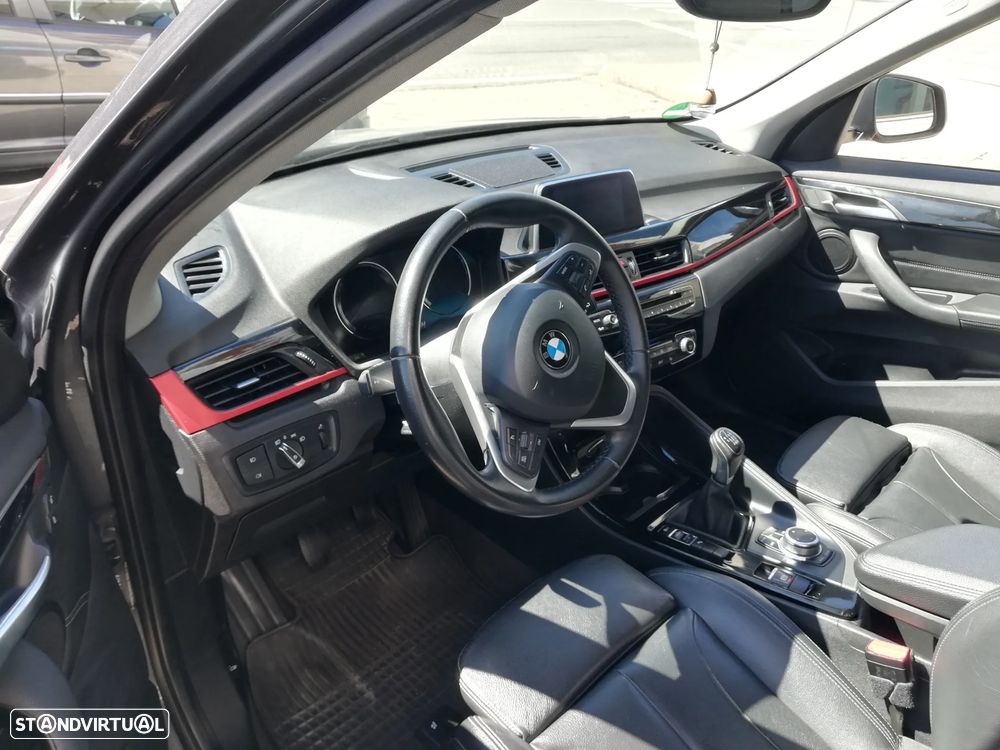 BMW X1 18 d sDrive Line Sport - 14