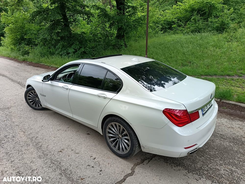 BMW Seria 7 740d xDrive Aut. - 5