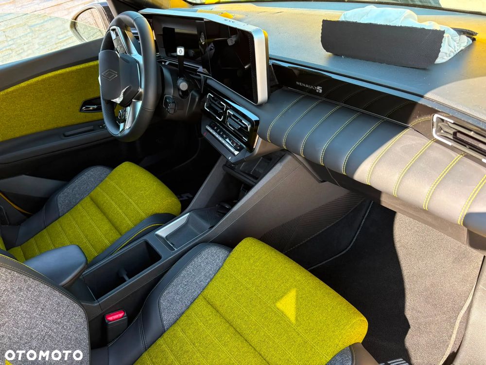 Renault 5 E-Tech Iconic Five 150 Comfort Range - 11