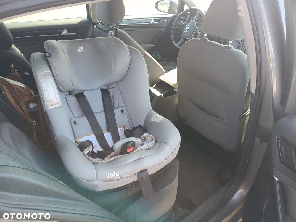 Volkswagen Golf 1.4 TSI BMT Comfortline - 15