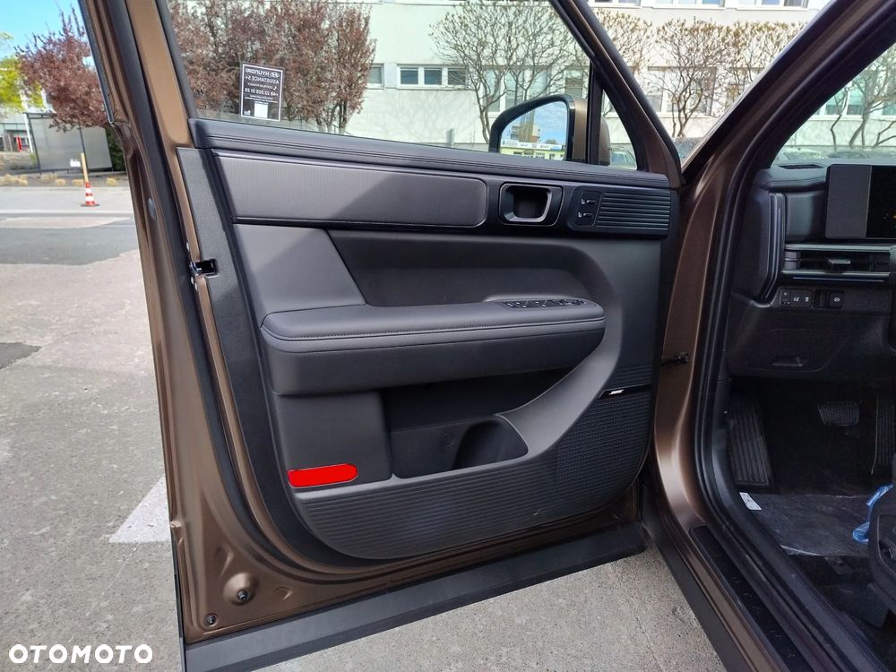 Hyundai Santa Fe 1.6 T-GDI HEV Calligraphy 4WD 6os - 9