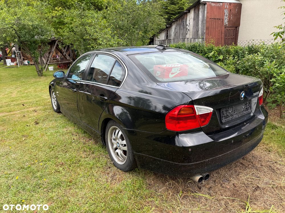 BMW Seria 3 325i - 6