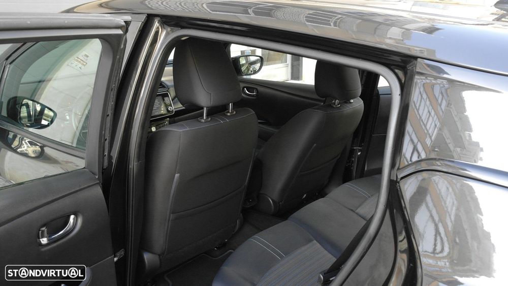 Nissan Leaf Acenta - 16