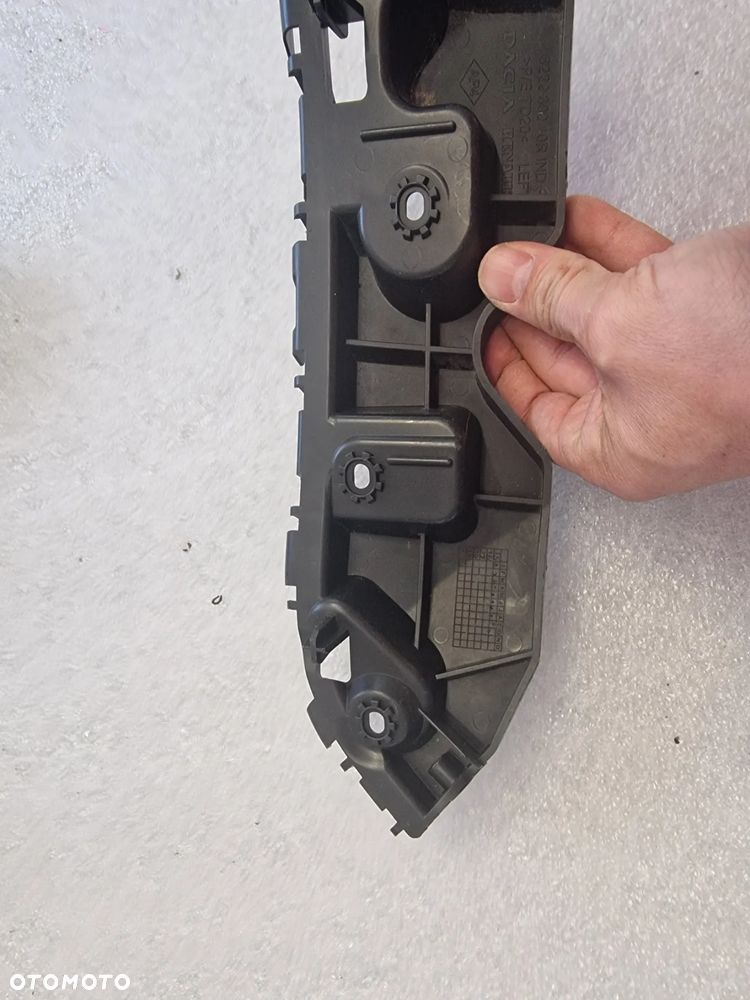 DACIA DUSTER I , I LIFT 09-16 LEWY ŚLIZG / MOCOWANIE ZDERZAKA PRZEDNI PRZÓD , NR 622230010 , NR AUKCJI MS96 - 5
