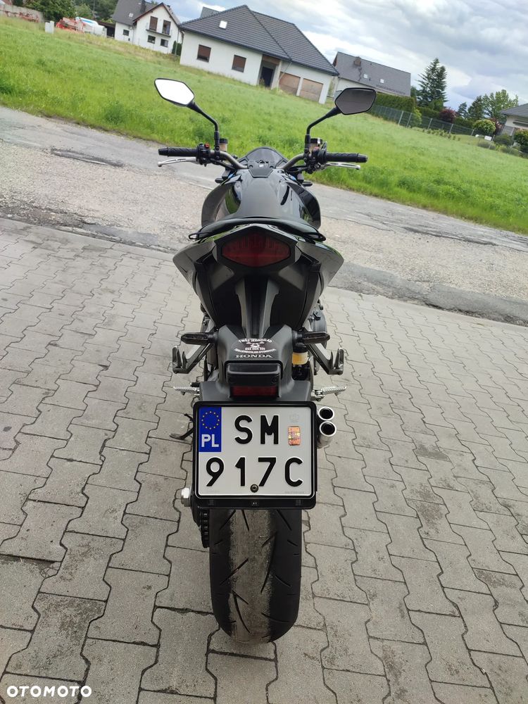 Honda CB - 16