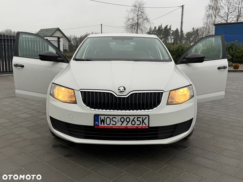 Skoda Octavia 1.6 TDI Solution - 12
