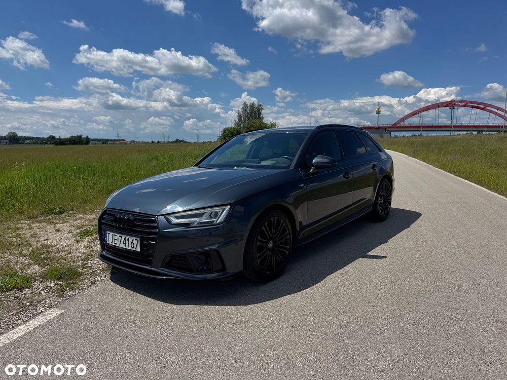 Audi A4 Avant 2.0 TDI Quattro Design S tronic - 1