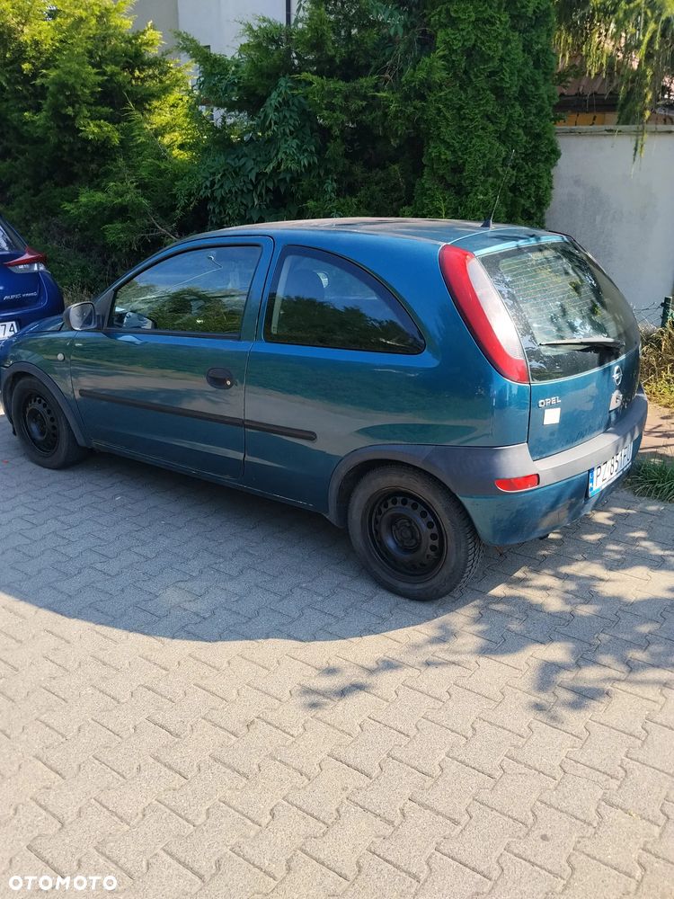 Opel Corsa 1.2 16V Comfort - 2