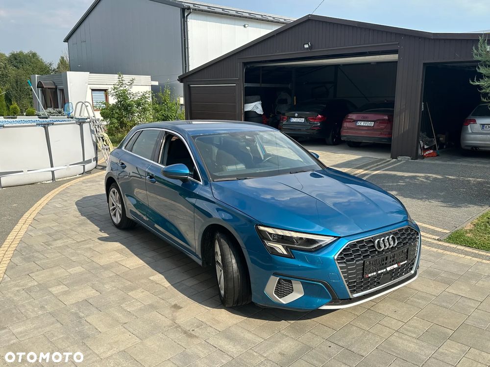 Audi A3 Sportback 35 TFSI cylinder on demand S tronic design - 2