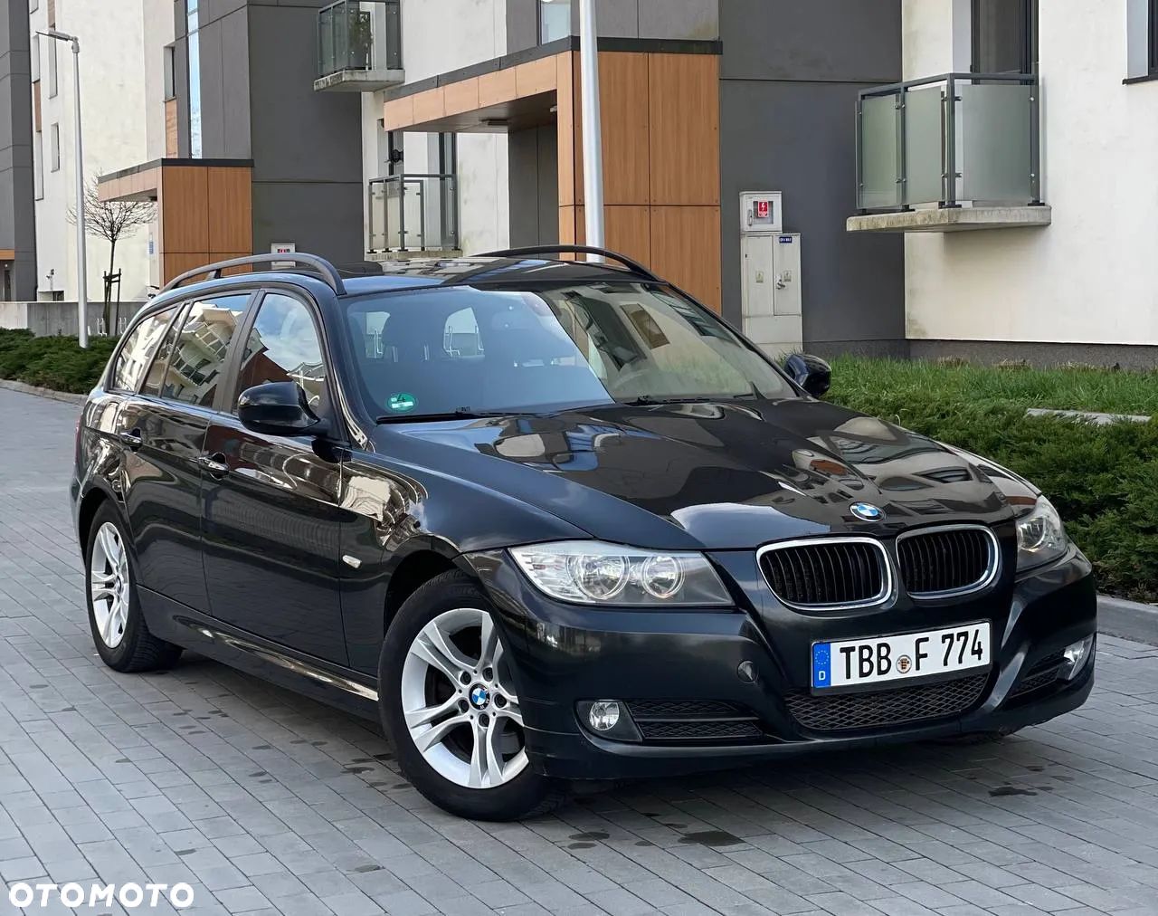 BMW Seria 3 320d DPF Touring - 1