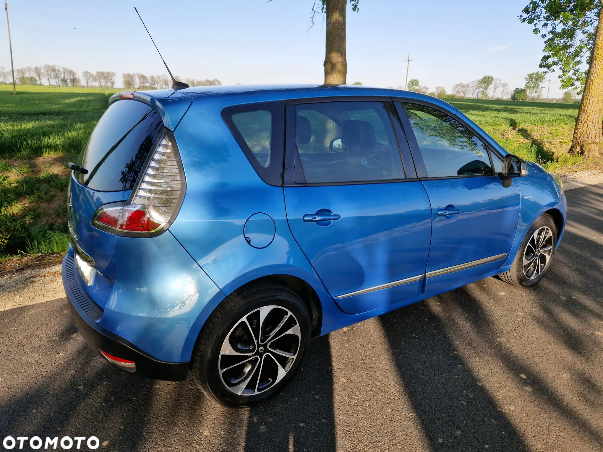 Renault Scenic 1.5 dCi Energy Bose EU6 - 8