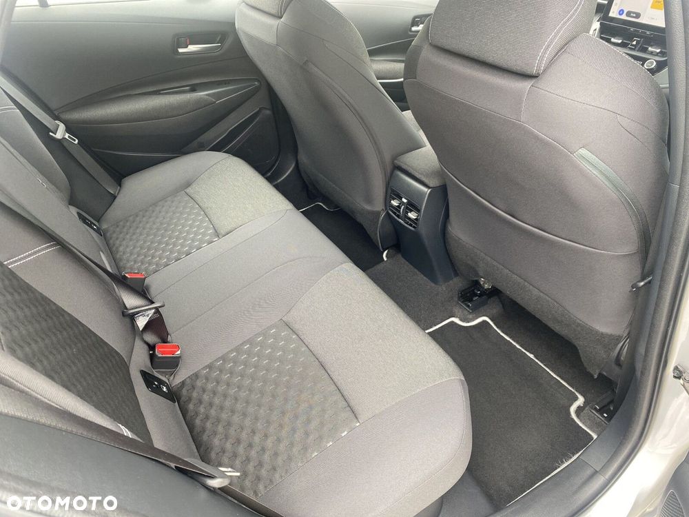 Toyota Corolla - 15