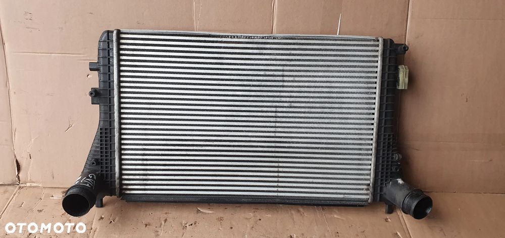 Intercooler chłodnica intercoolera VW Golf VI 6 Plus 1.6 TDI 1K0145803AJ - 1