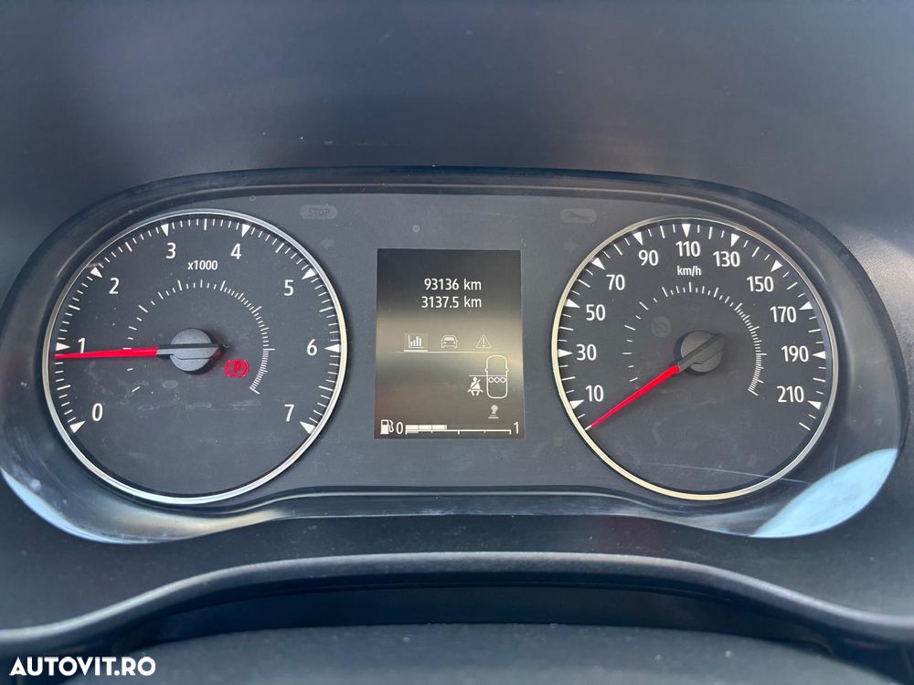 Dacia Logan TCe 90 MT6 Prestige+ - 12