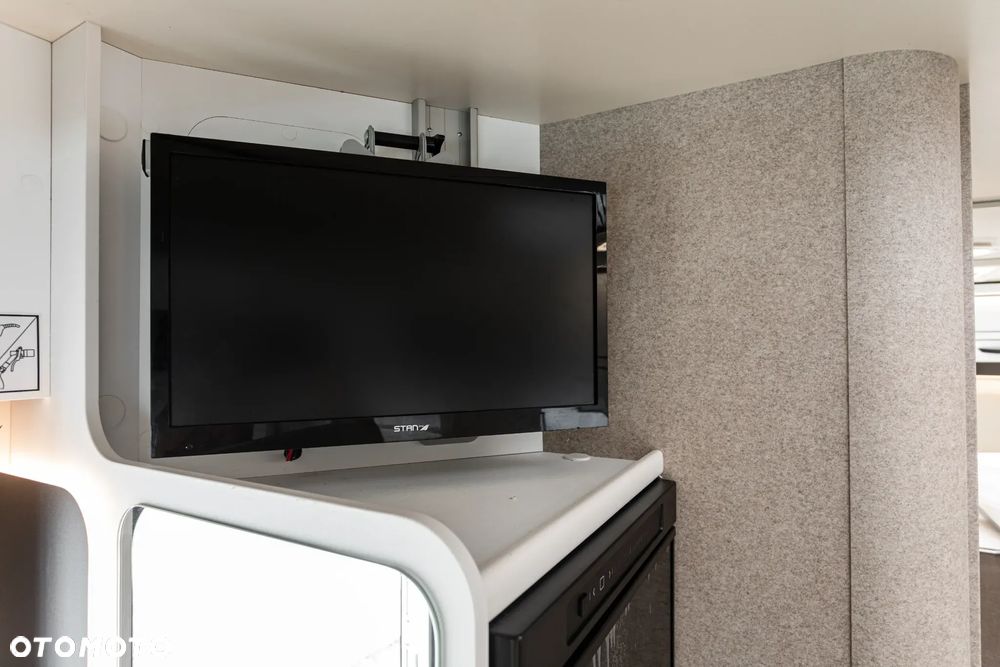 McLOUIS MC4 373 - 5 osobowy - 19