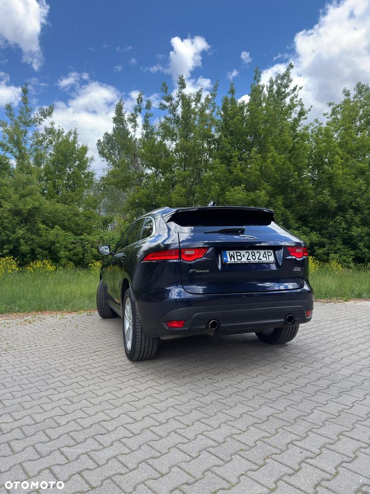 Jaguar F-Pace 3.0 V6 AWD R-Sport - 30