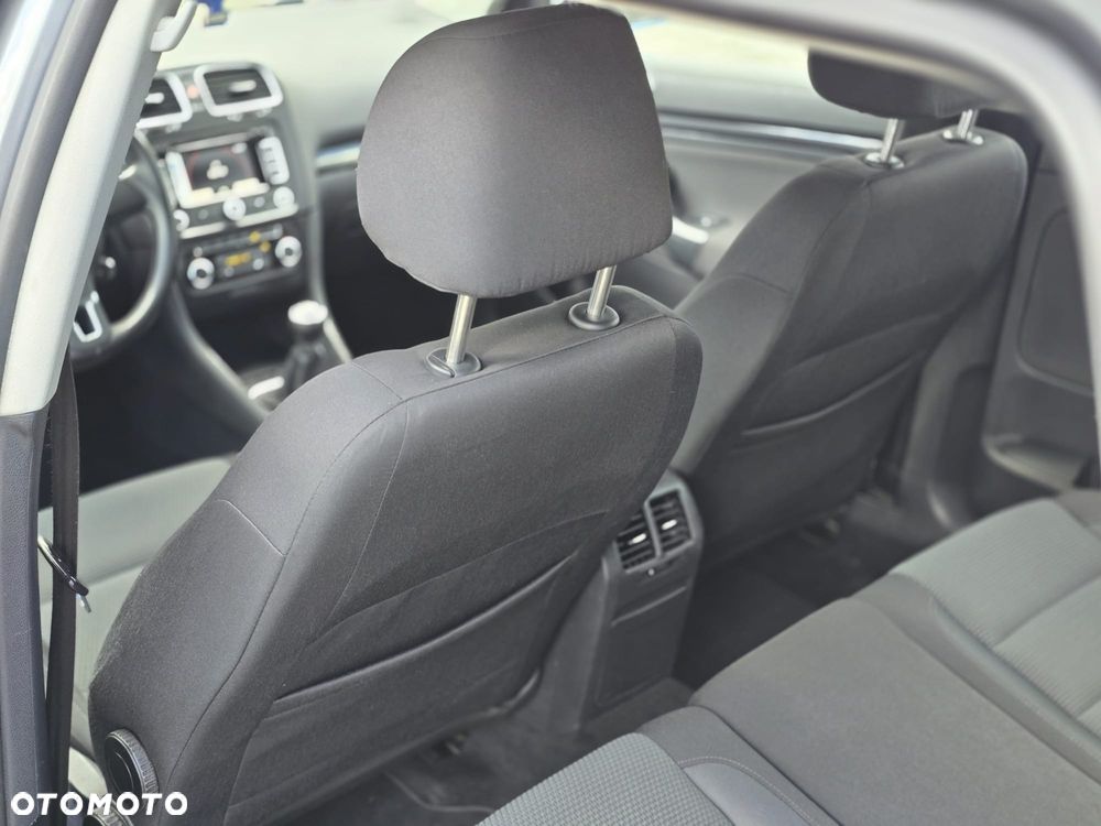 Volkswagen Golf 1.6 TDI BMT Highline - 14