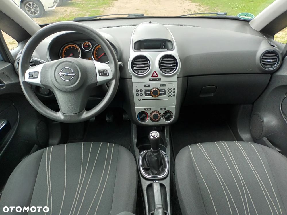 Opel Corsa 1.2 16V Essentia - 6