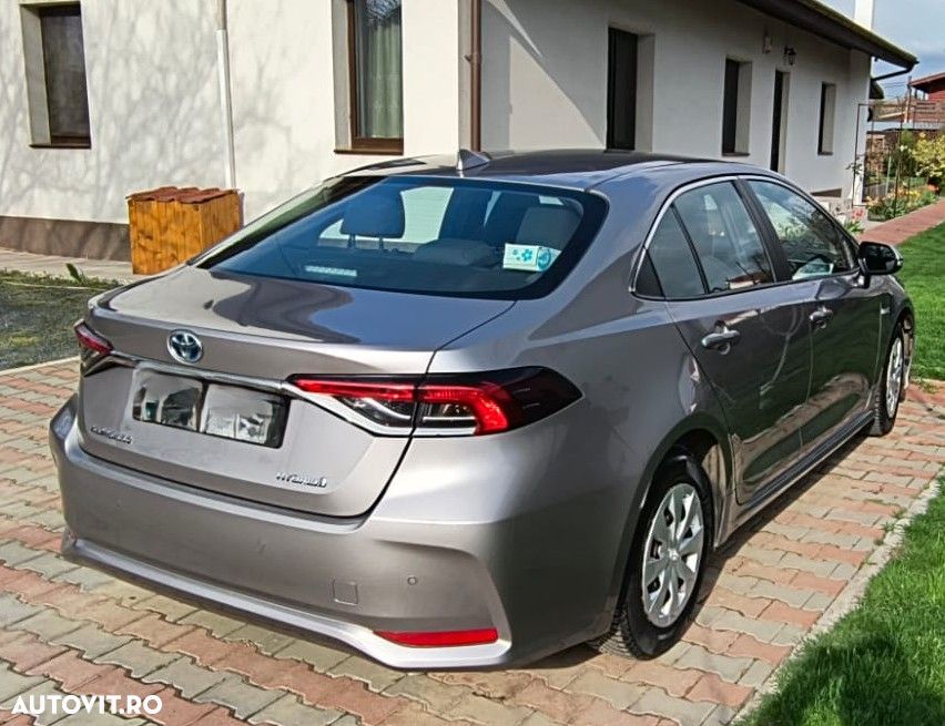 Toyota Corolla 1.8 HSD Business - 3