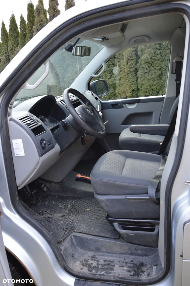 Volkswagen Transporter - 16