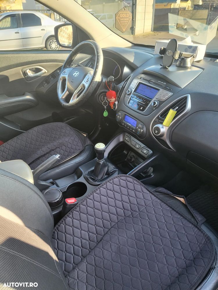 Hyundai ix35 2.0 MPI 4WD GLS Premium+ - 10