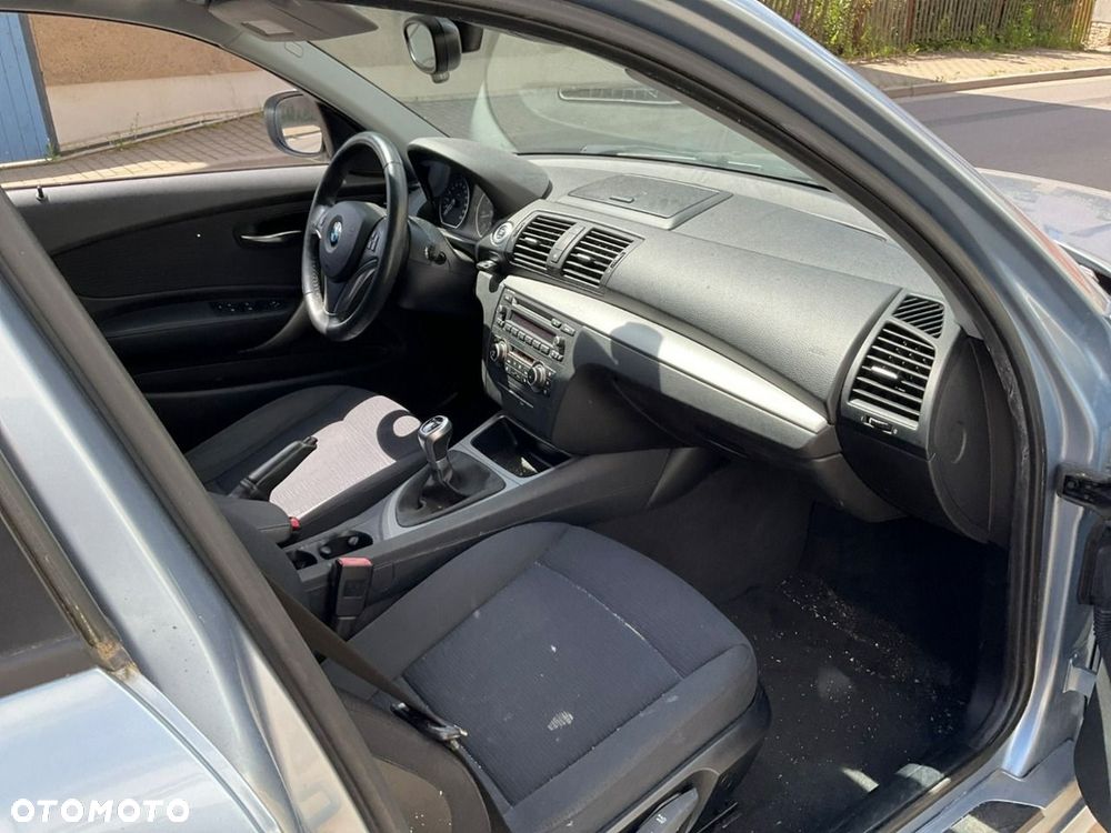 BMW Seria 1 118i - 2
