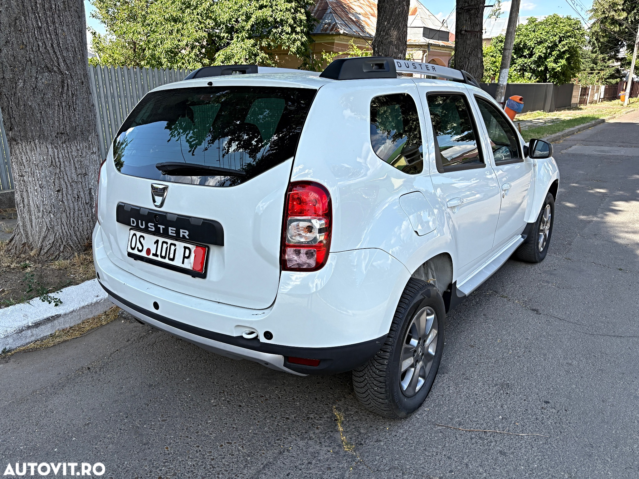 Dacia Duster 1.5 dCi 4x2 Laureate - 3