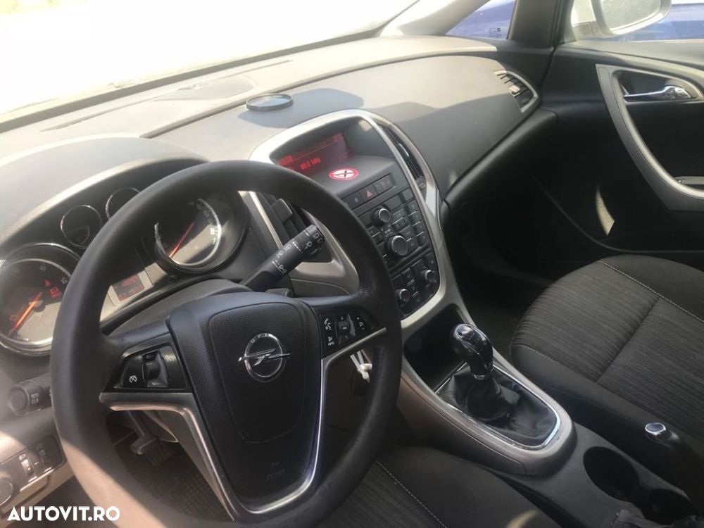 Opel Astra 1.7 CDTI - 12