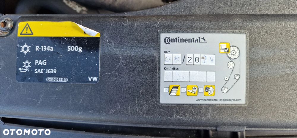 Volkswagen Passat - 12