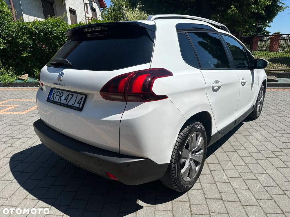 Peugeot 2008 - 9