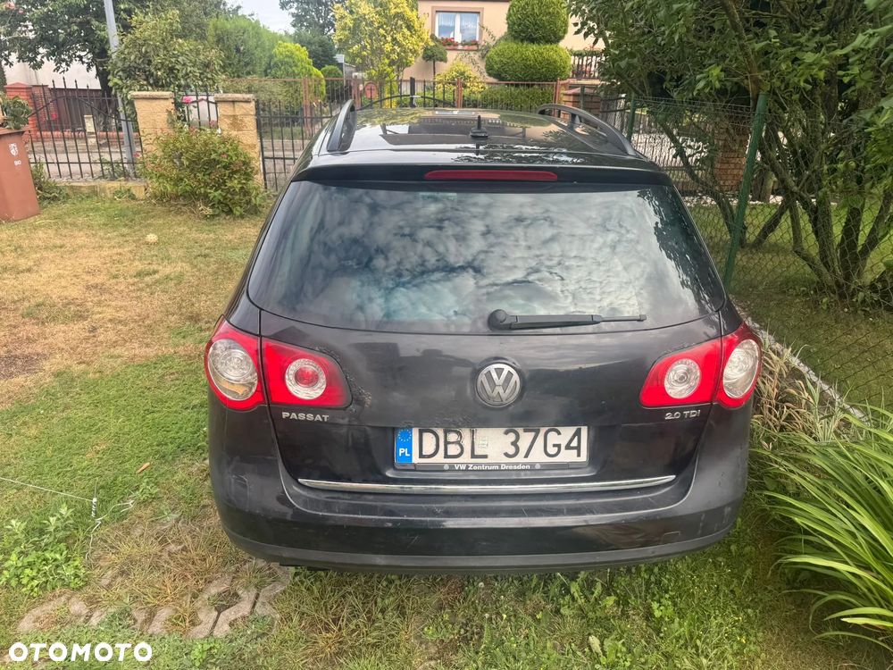 Volkswagen Passat 2.0 TDI DPF Comfortline - 5