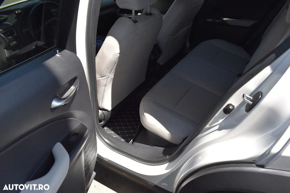 Lexus UX 250h E-FOUR Executive - 20