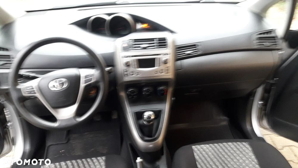 Toyota Verso 1.6 5-Sitzer - 29