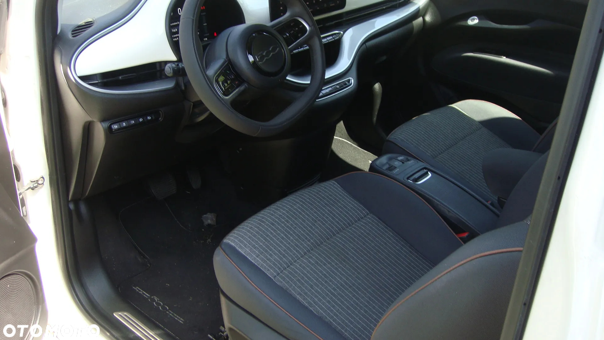 Fiat 500e La Prima - 18