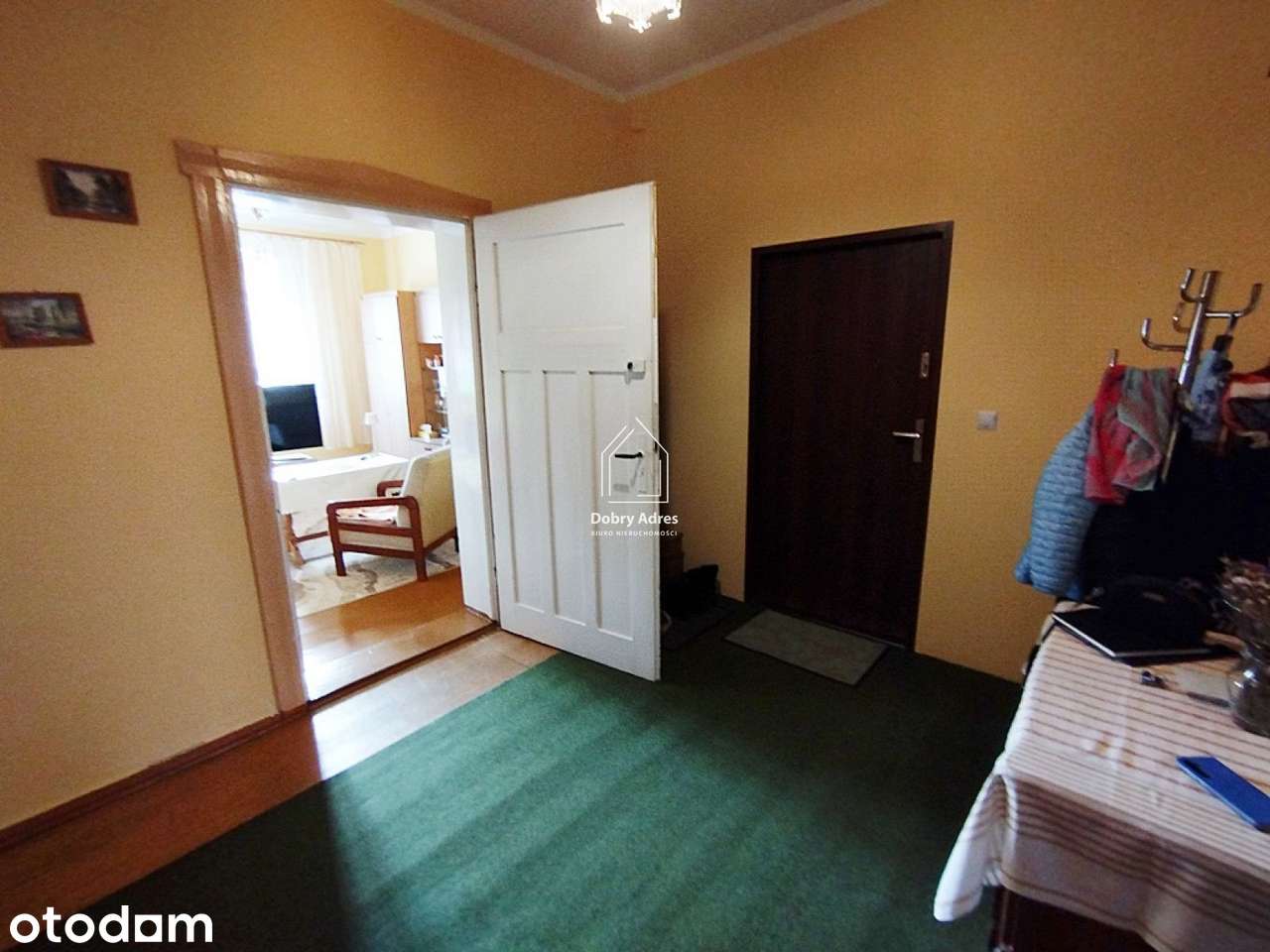Duże mieszkanie w kamienicy blisko deptaku