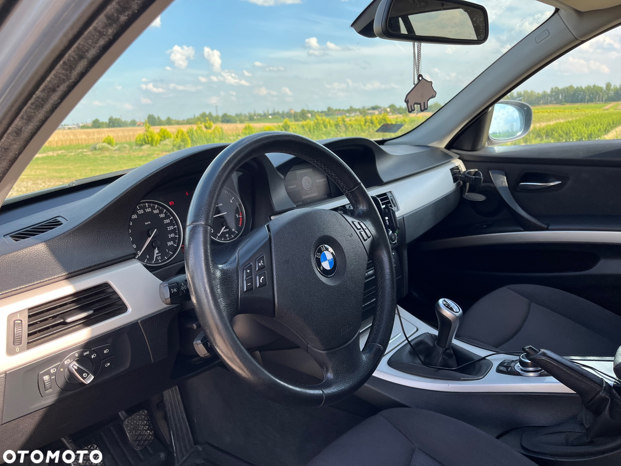 BMW Seria 3 318d - 3
