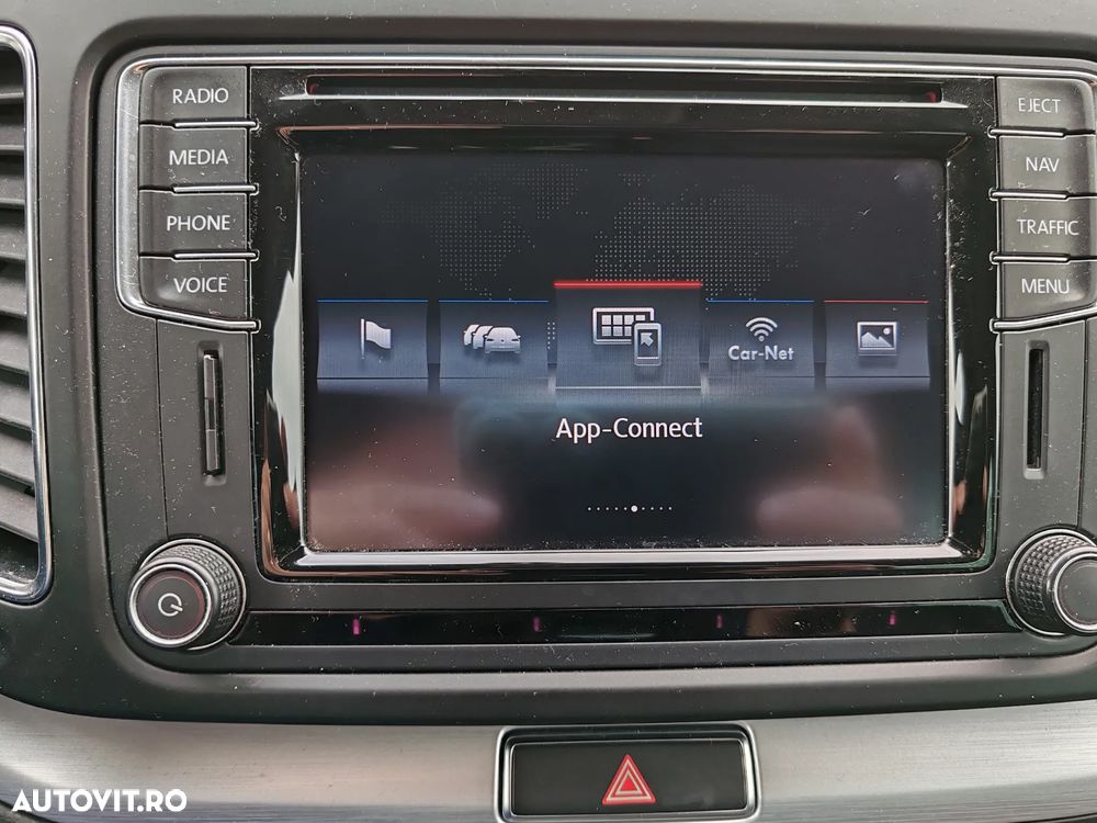 Volkswagen Sharan 2.0 TDI DSG (BlueMotion Technology) Highline - 20