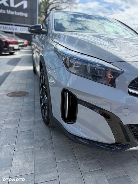 Kia XCeed 1.6 T-GDI Tribute DCT - 3