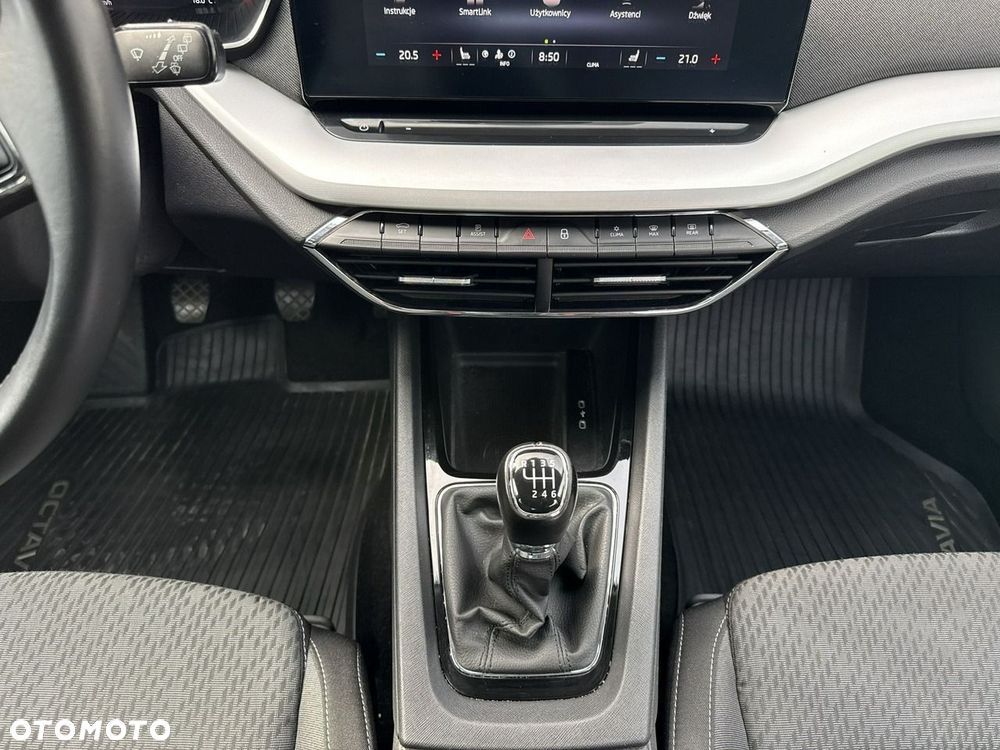 Skoda Octavia - 25
