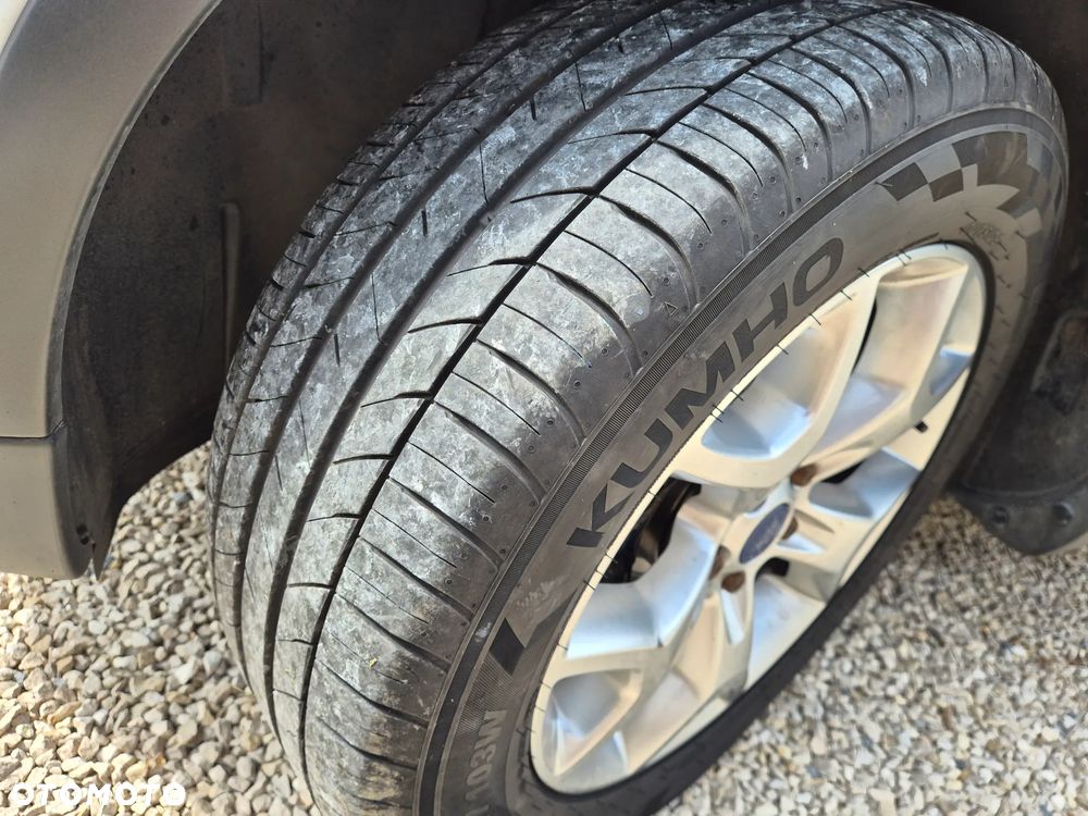 Ford Kuga 2.0 TDCi 4x4 Titanium - 20