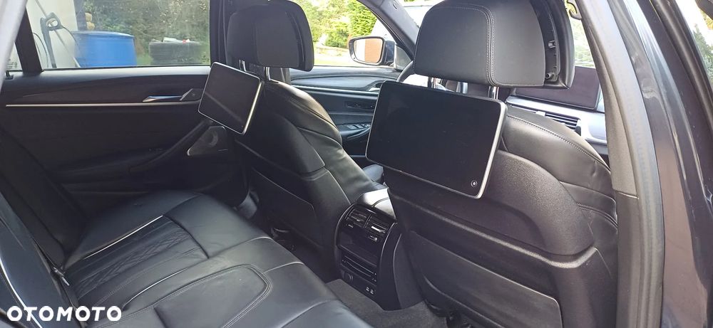 BMW Seria 5 530e xDrive - 8