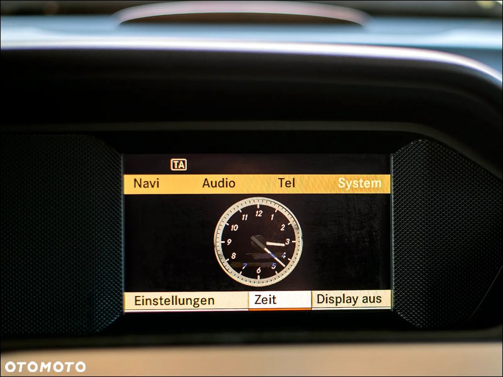Mercedes-Benz Klasa C 180 BlueEFFICIENCY 7G-TRONIC Avantgarde - 24