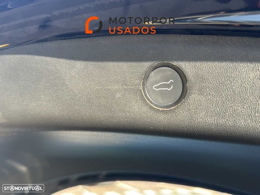 Tesla Model 3 - 12