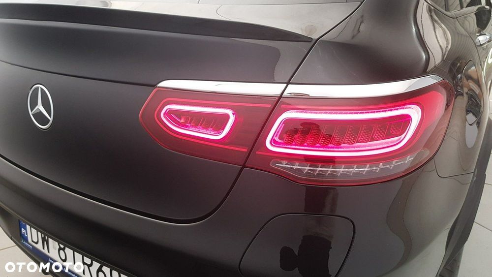 Mercedes-Benz GLC - 12
