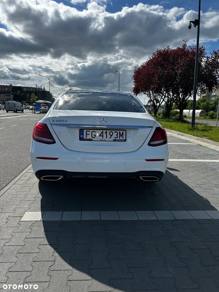 Mercedes-Benz Klasa E 220 d 9G-TRONIC - 5