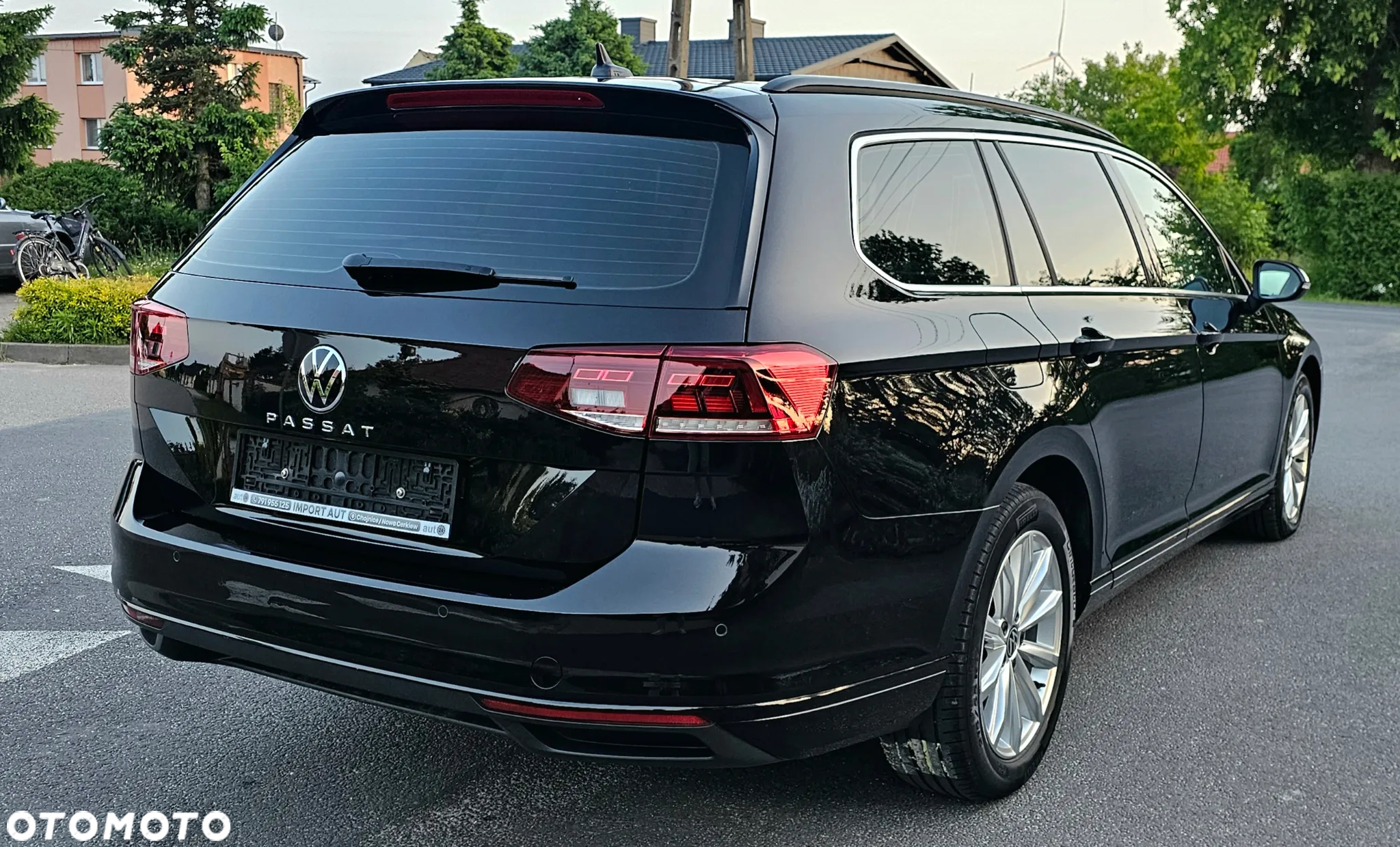 Volkswagen Passat Variant 2.0 TDI SCR DSG Business - 6