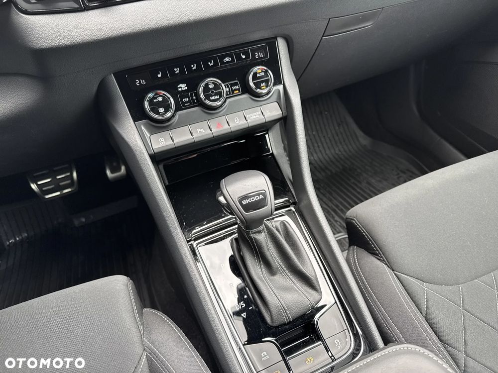 Skoda Karoq 1.5 TSI ACT Sportline DSG - 12