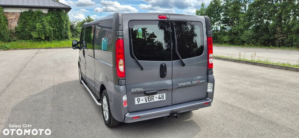 Opel Vivaro - 18