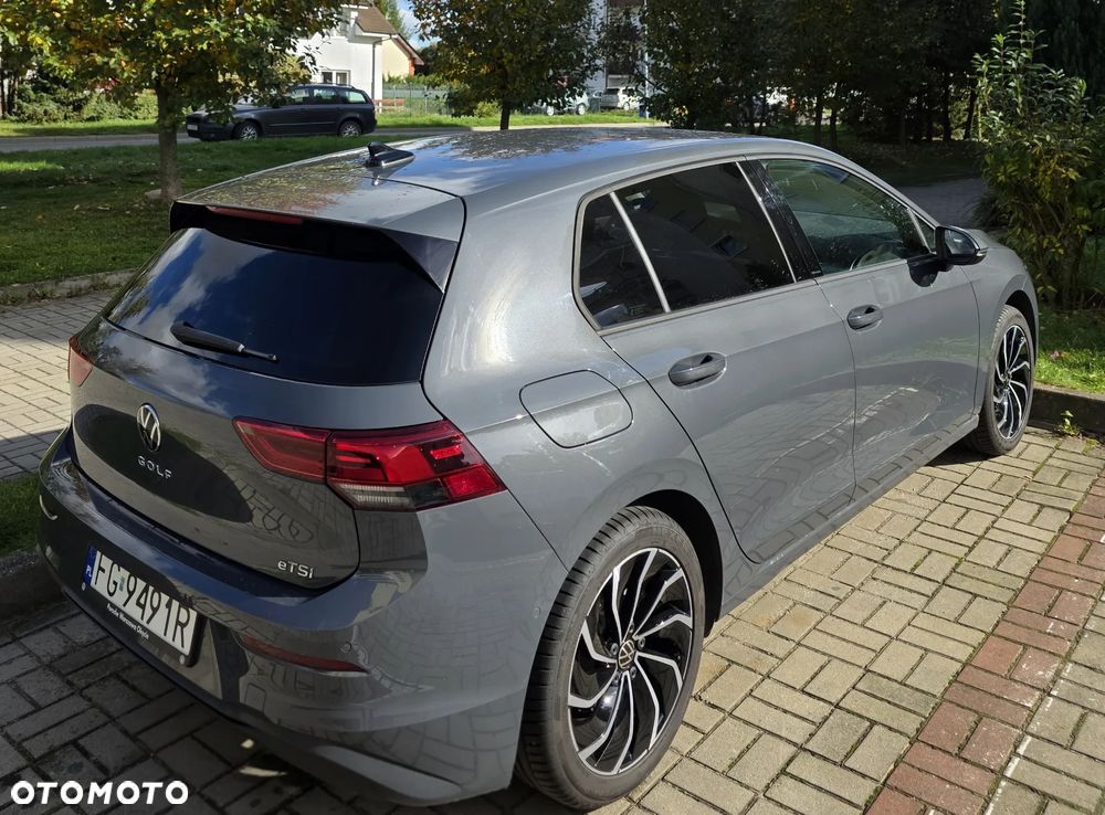 Volkswagen Golf - 2