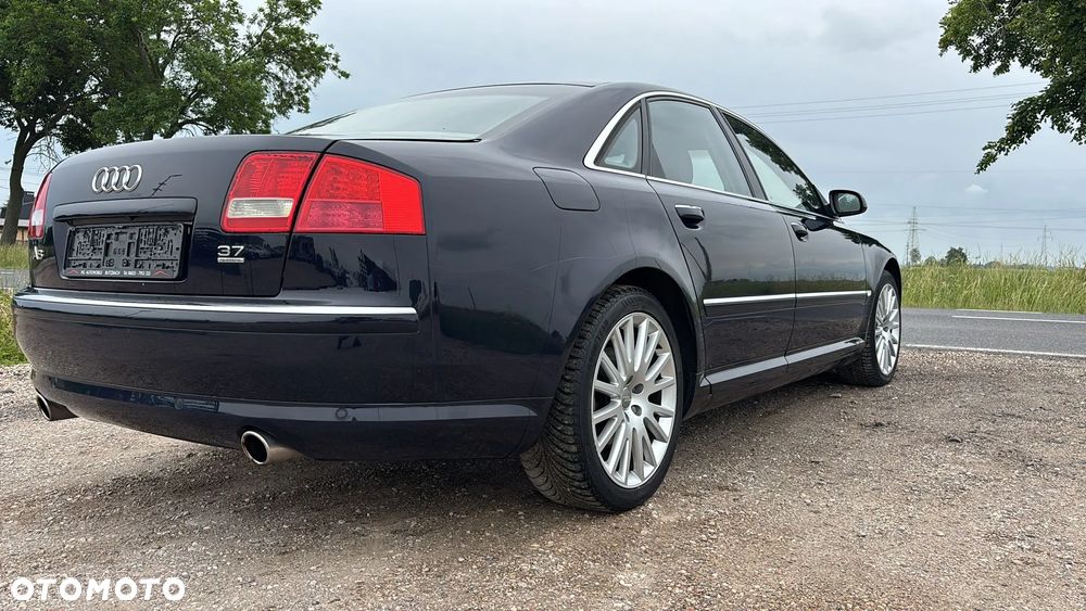 Audi A8 3.7 Quattro - 4